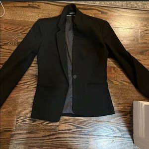Express Women’s Black Single Button Blazer